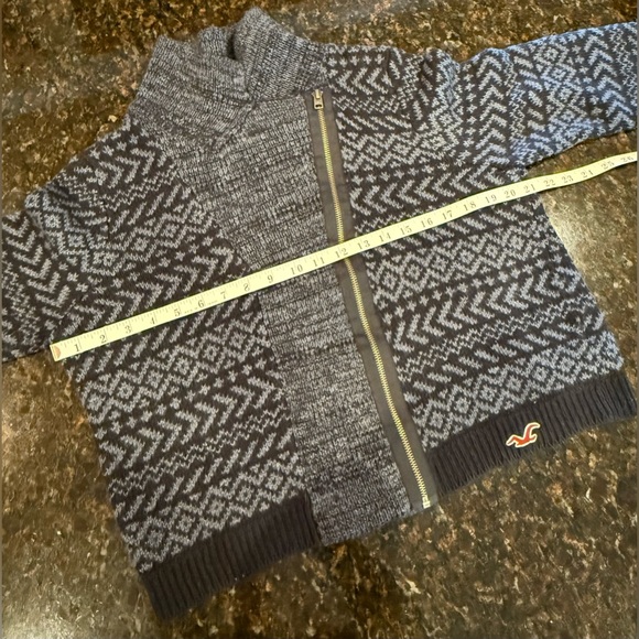 Hollister Blue Aztec Diagonal Zip Cardigan Sweater - Picture 6 of 7